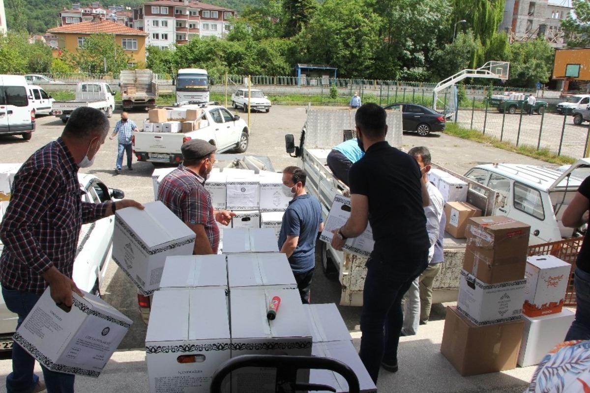Kısıtlama &ouml;ncesinde ihtiya&ccedil; sahibi bin 200 aileye yardım kolisi dağıtıldı