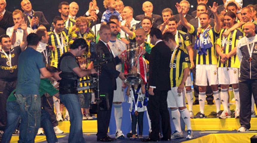 Fenerbah&ccedil;e'den 2010 -2011 a&ccedil;ıklaması