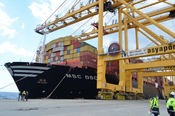 Dünyanın en büyük konteyner gemisi Tekirdağ’da demirledi G5