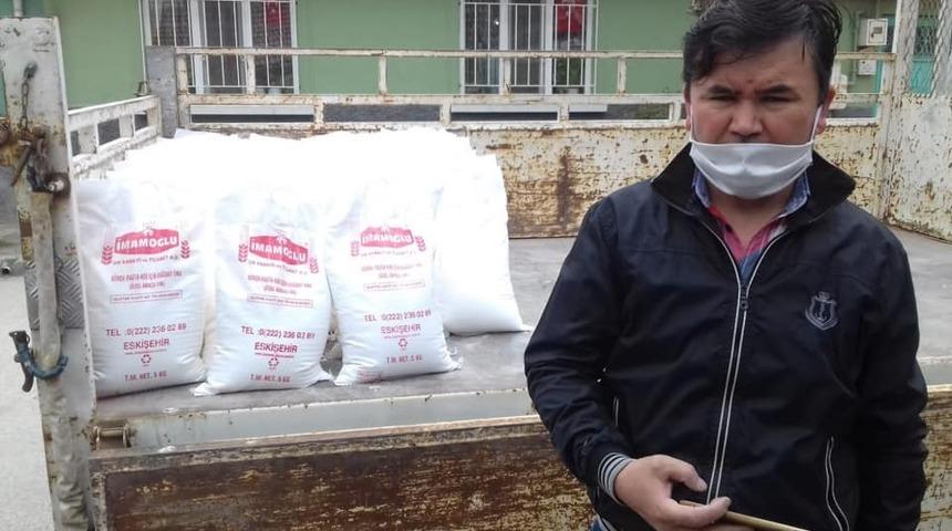 Eskişehir T&uuml;rk Ocağı&rsquo;ndan Ramazan boyunca 2 bin civarında aileye erzak yardımı