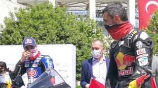 Sofuoğlu ve Razgatlıoğlu yerli ve milli lastiklerle yarıştı