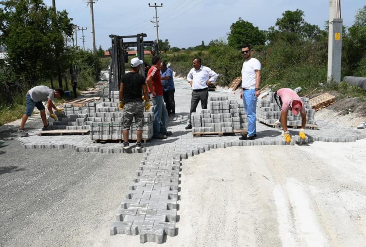 Lapseki k&ouml;ylerinde alt ve &uuml;st yapı &ccedil;alışmaları