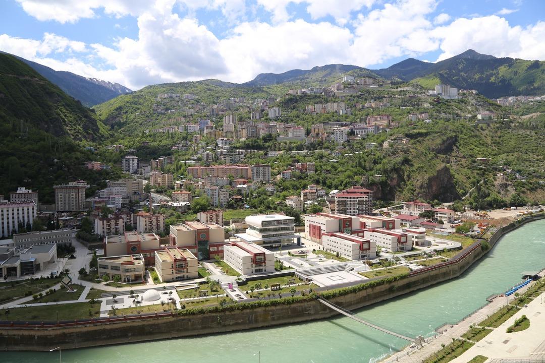 30 g&uuml;nd&uuml;r koronavir&uuml;s vakası g&ouml;r&uuml;lm&uuml;yordu! Artvin'den k&ouml;t&uuml; haber