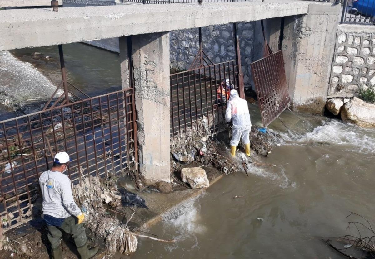 Van B&uuml;y&uuml;kşehir Belediyesinden dere ve mazgal temizliği