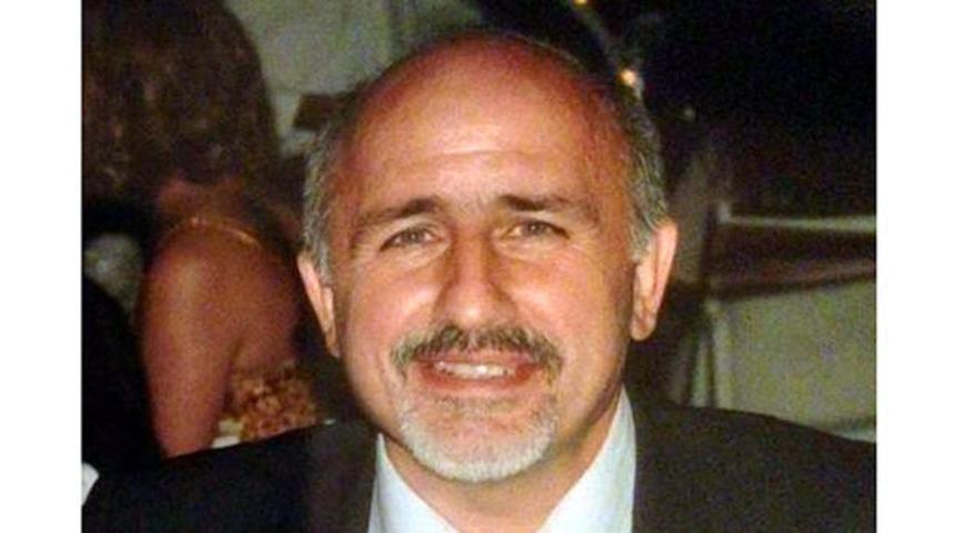 Opr. Dr. Uğur Ertuğrul koronavirüs nedeniyle hayatını kaybetti