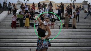 Yunanistan kapılarını turistlere açmaya hazırlanıyor