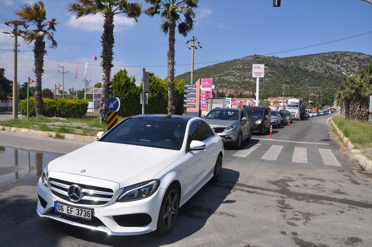 Ramazan Bayramı dolayısıyla Kuşadası'na girişler arttı