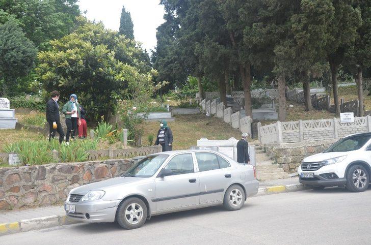 Yasak öncesi mezar ziyaretleri G1