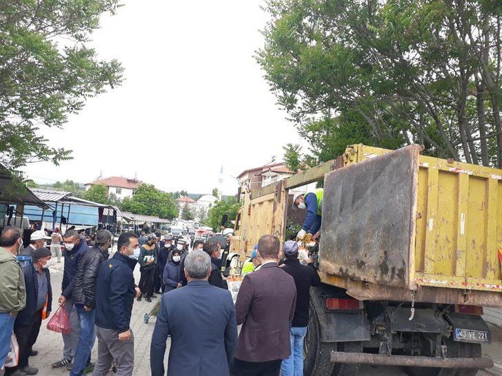 Altıntaş’ta fidan dağıtımı G2