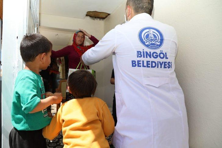Bingöl Belediyesi’nden bin 500 aileye bayram hediyesi G3