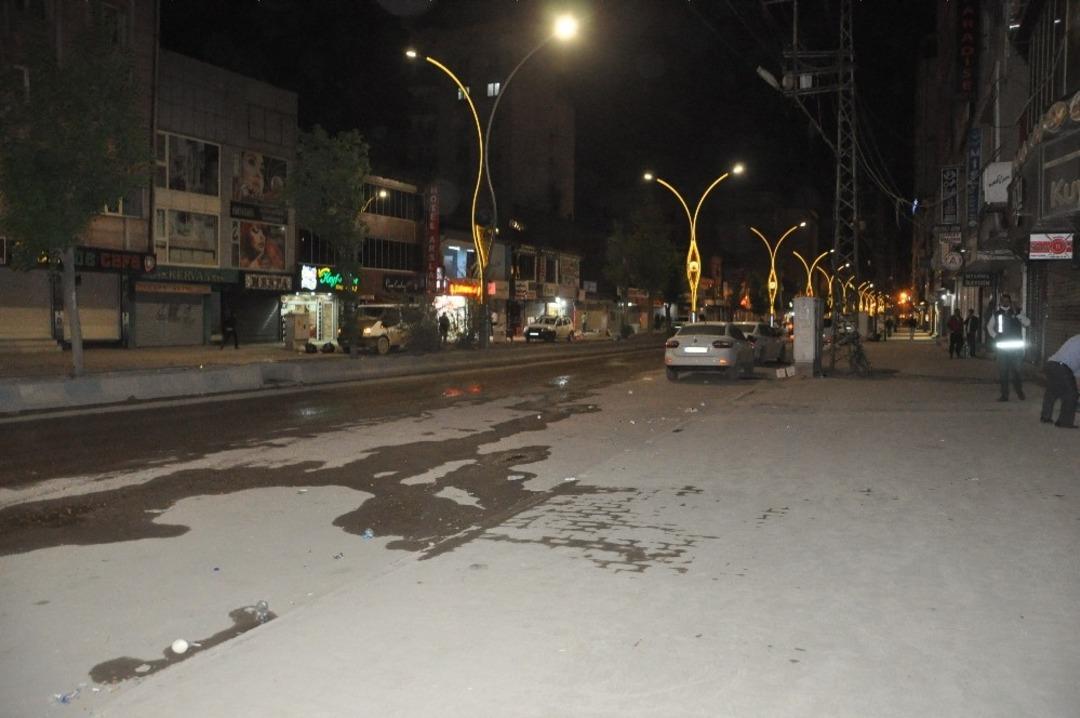 Y&uuml;ksekova&rsquo;da sokağa &ccedil;ıkma kısıtlaması başladı