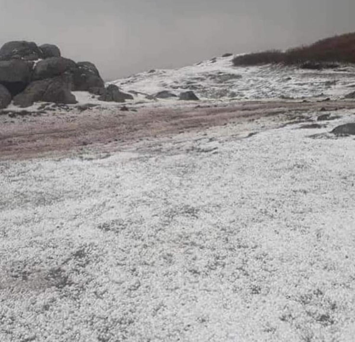 Ordu'nun y&uuml;ksek kesimlerine kar yağdı