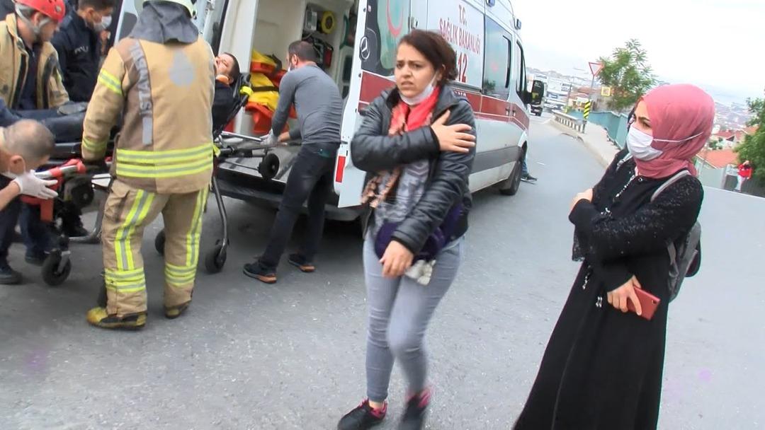 Pendik'te İETT otob&uuml;s&uuml; ile sulama tankeri &ccedil;arpıştı: 7 yaralı