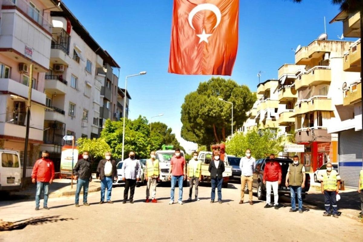 Başkan &Ouml;zcan&rsquo;dan arefe g&uuml;n&uuml; mesaisi
