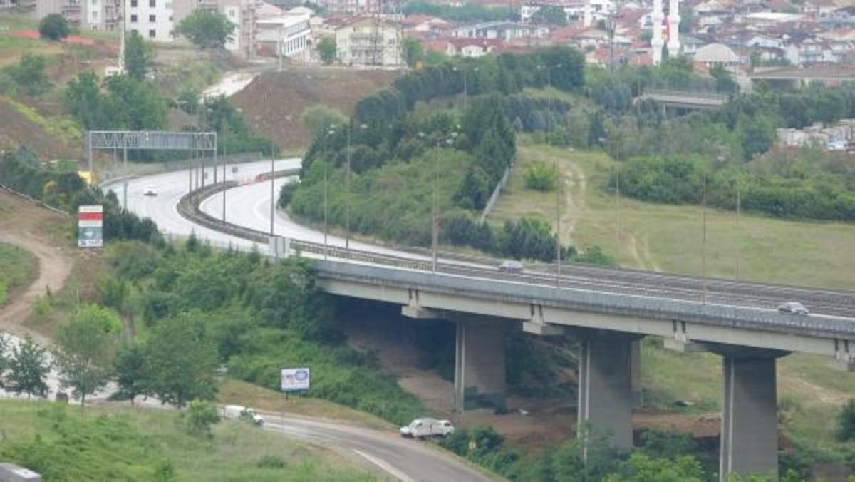 TEM Otoyolu Kocaeli ge&ccedil;işi bu yıl boş kaldı