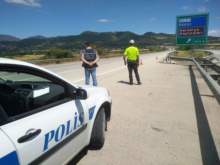 Yollar boşaldı, polisler sakin bir nöbet günü geçirdi G2