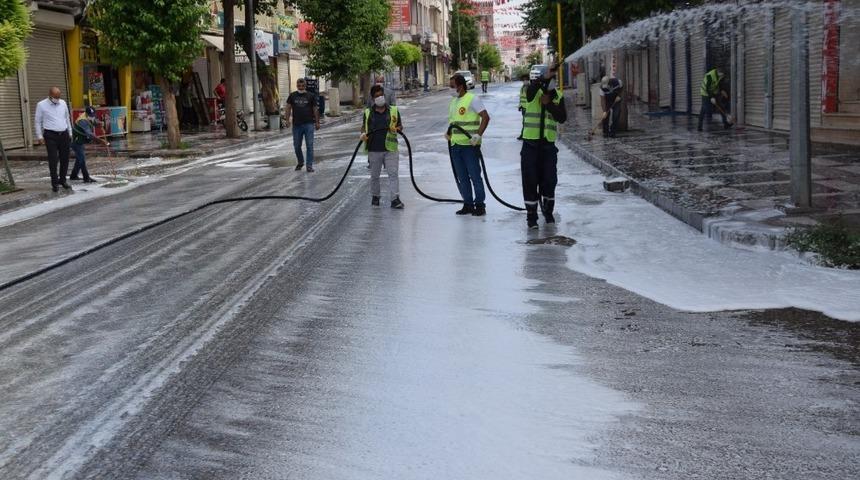 Viranşehir Belediyesi&rsquo;nden bayram temizliği