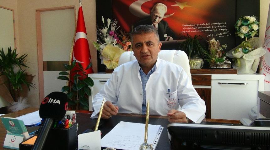 Başhekim Akt&uuml;rk&rsquo;ten maske ve sosyal mesafe uyarısı