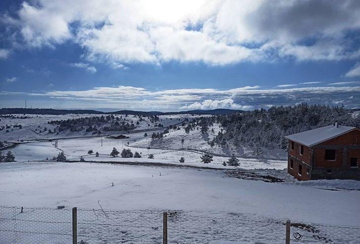 Kargı’da Mayıs ayında kar sürprizi G1