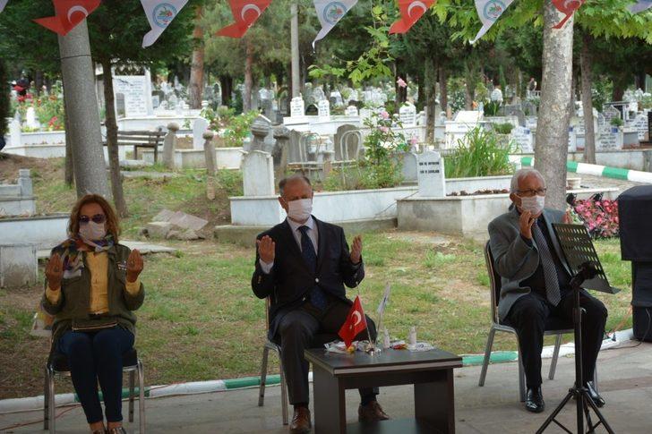 Kdz. Ereğli Belediyesi mezarlıklarda Kuran-ı Kerim okuttu G3