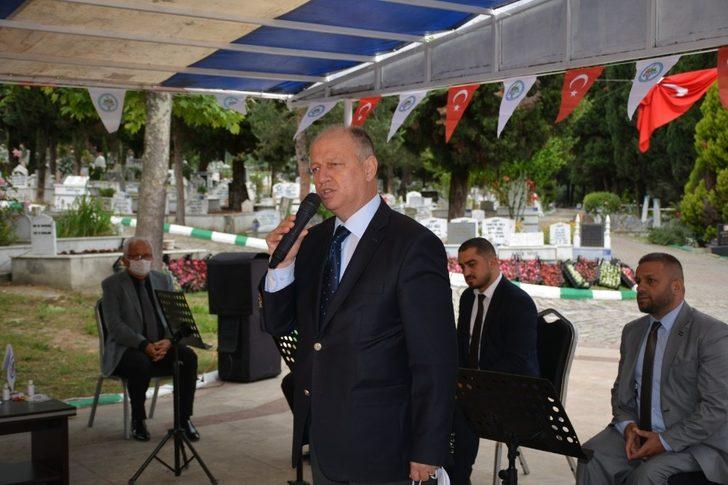 Kdz. Ereğli Belediyesi mezarlıklarda Kuran-ı Kerim okuttu G4