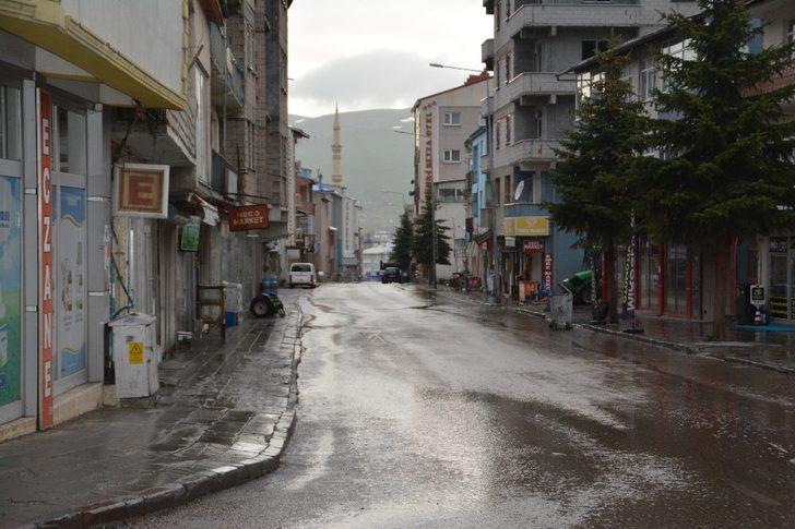 Sarıkamış’ta cadde ve sokaklar boş kaldı G1