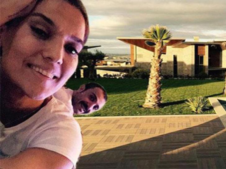 Demet Akalın gözünü Gülşen'e dikti G3