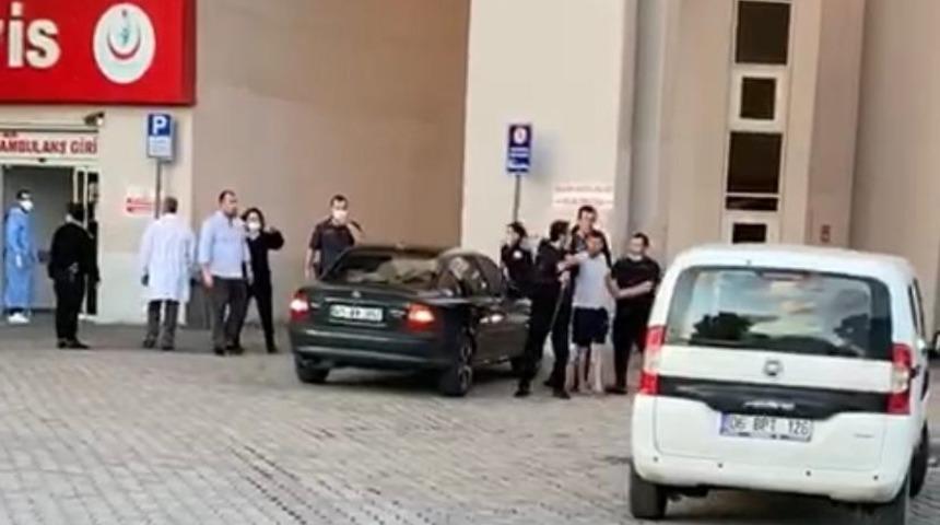 Güvenlik personeli, ’maske tak’ diye uyarınca... Hastanede testereyle terör estirdi