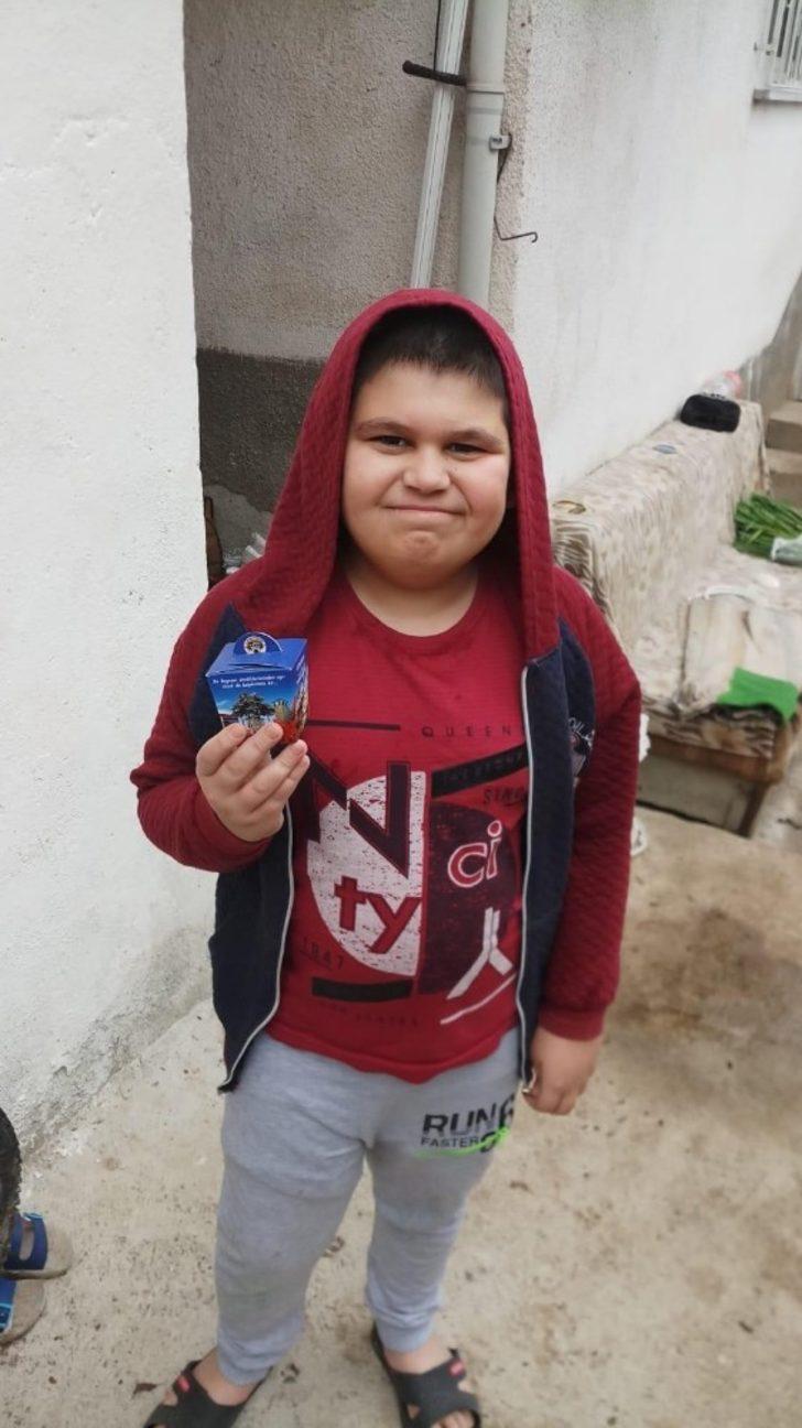 Kaymakamdan 10 bin çocuğa bayram harçlığı G5