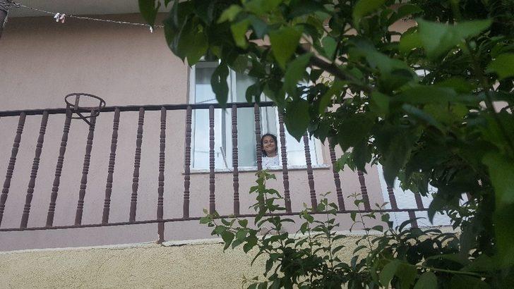 (ÖZEL) Bitlis’teki köy çocuklarının sessiz bayram sevinci G1