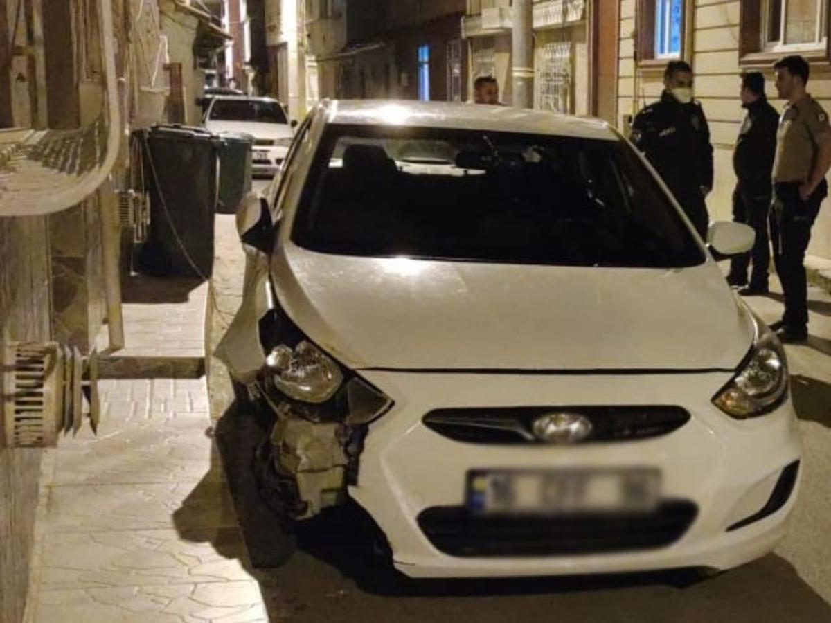 Bursa'da hareketli dakikalar! Bek&ccedil;ileri ezerek ka&ccedil;maya &ccedil;alıştı