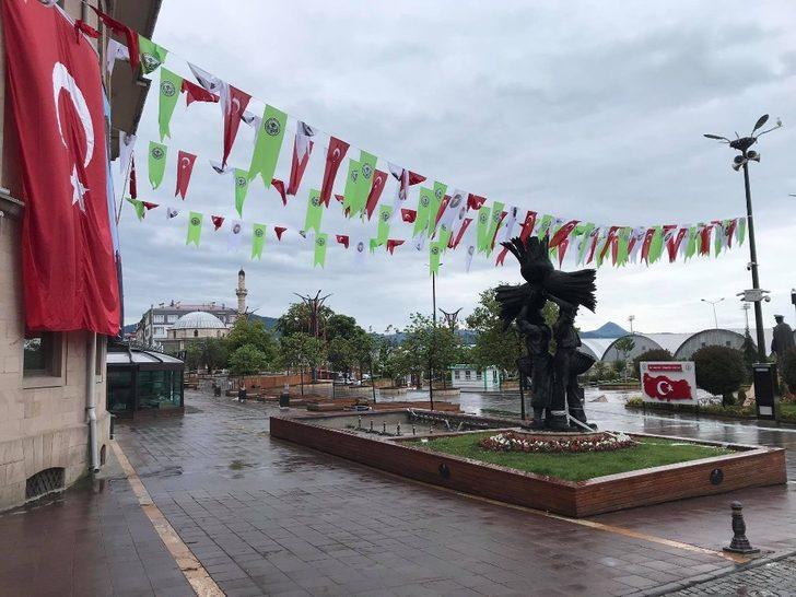 Bayram sabahı Giresun’da sokaklar boş kaldı G4