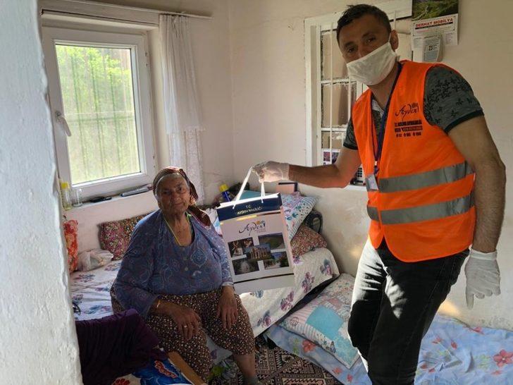 Vali Köşger şehit aileleri ve gazilerin bayramını kutladı G2