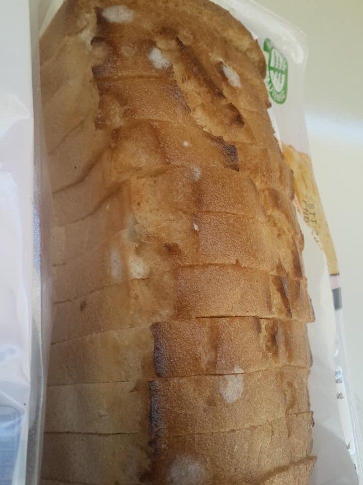 Marketten aldıkları özel ekmeği küflü çıkan çölyaklı kızın imdadına Vali Köşger yetişti G2