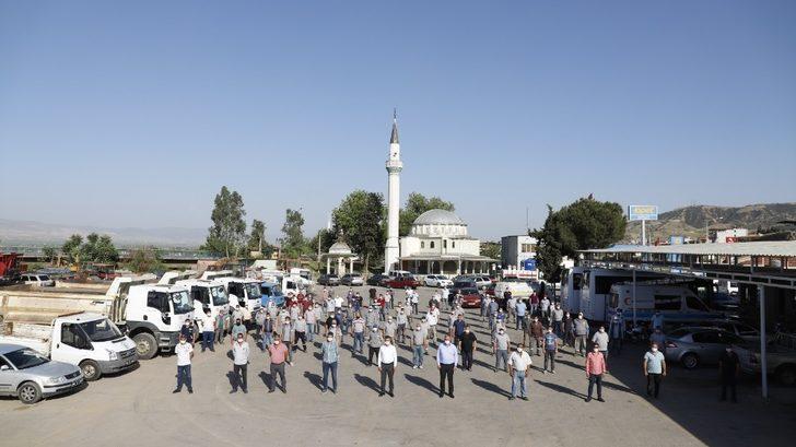 Başkan Öküzcüoğlu çalışanlarının bayramını kutladı G2