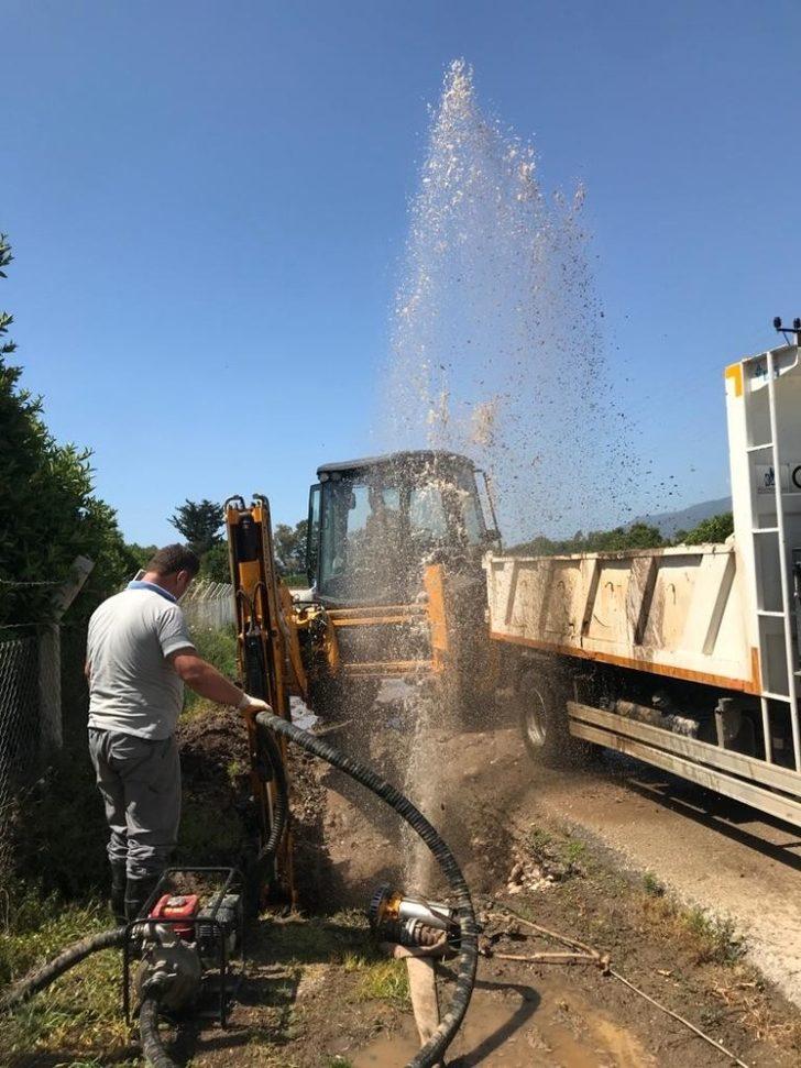 ASAT’tan Finike’deki su arızasına müdahale G4