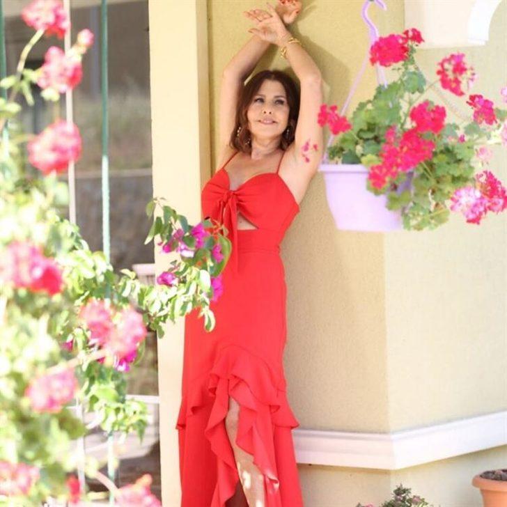 Ünlü isimler bayram mesajlarını paylaştı! Sinem Kobal'a beğeni yağdı G5