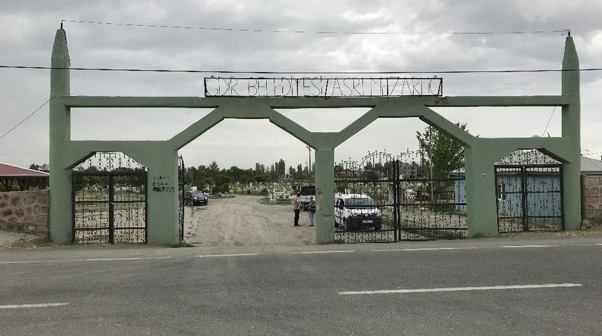 Iğdır&rsquo;da mezarlıklar bu bayram boş kaldı