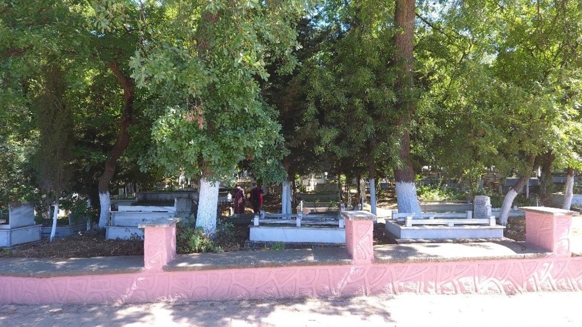 Sındırgı&rsquo;da Meydanlar Yaşlılara Kaldı