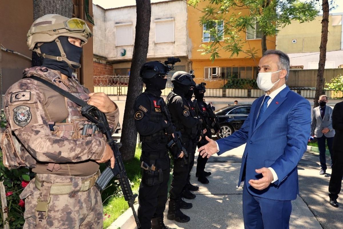 Bayramda &ccedil;alışanlar unutulmadı