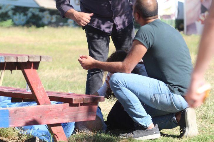 Antalya'da çok acı olay! Kızı, parkta ölen babasının başında feryat etti G1