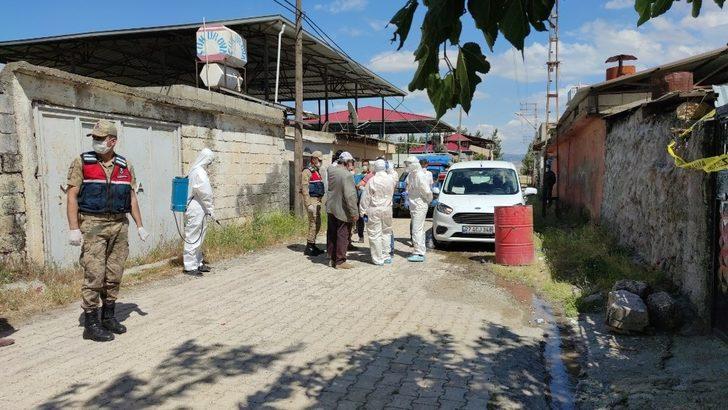 Gaziantep'te hasta ziyareti pahalıya patladı! 48 kişi karantinaya alındı G4