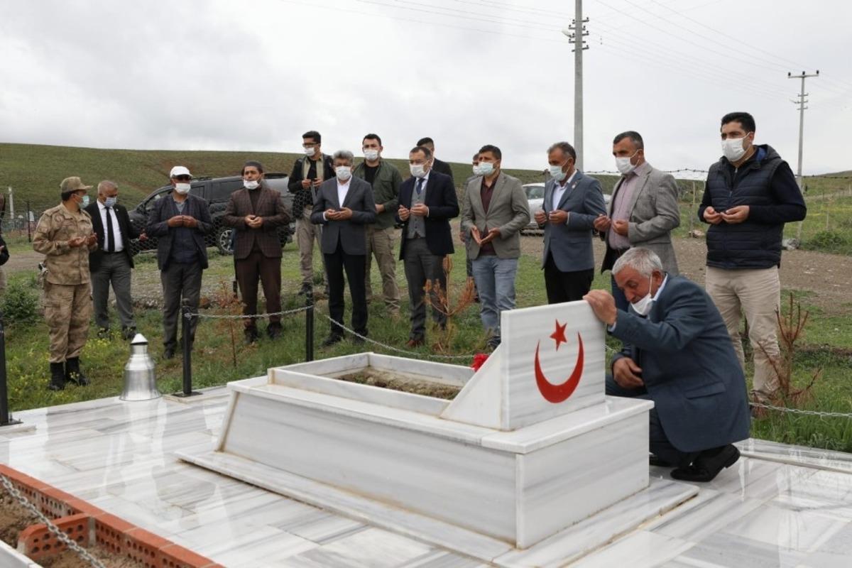 Vali Bilmez, Ramazan Bayramı dolayısıyla &ccedil;eşitli ziyaretler ger&ccedil;ekleştirdi