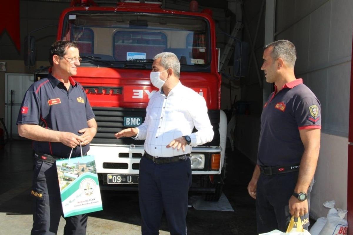 Başkan Kaplan bayramda g&ouml;rev başında olan personeli unutmadı