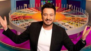 Onur Büyüktopçu kimdir? Çarkıfelek sunucusu Onur Büyüktopçu kaç yaşında ve nereli? İşte hayat hikayesi