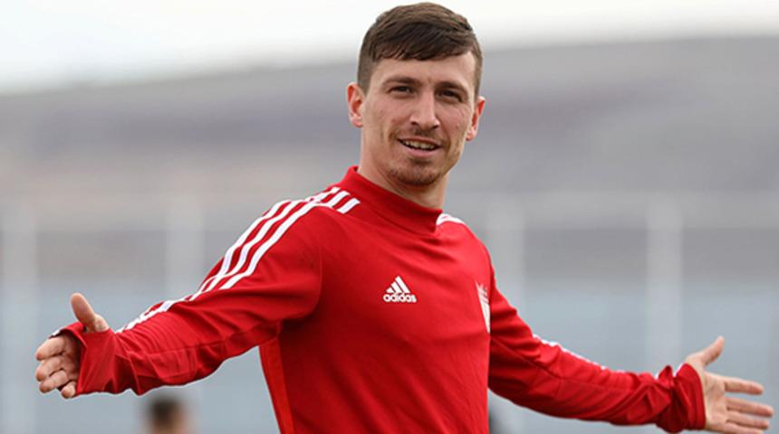 Mert Hakan Yandaş'tan transfer açıklaması