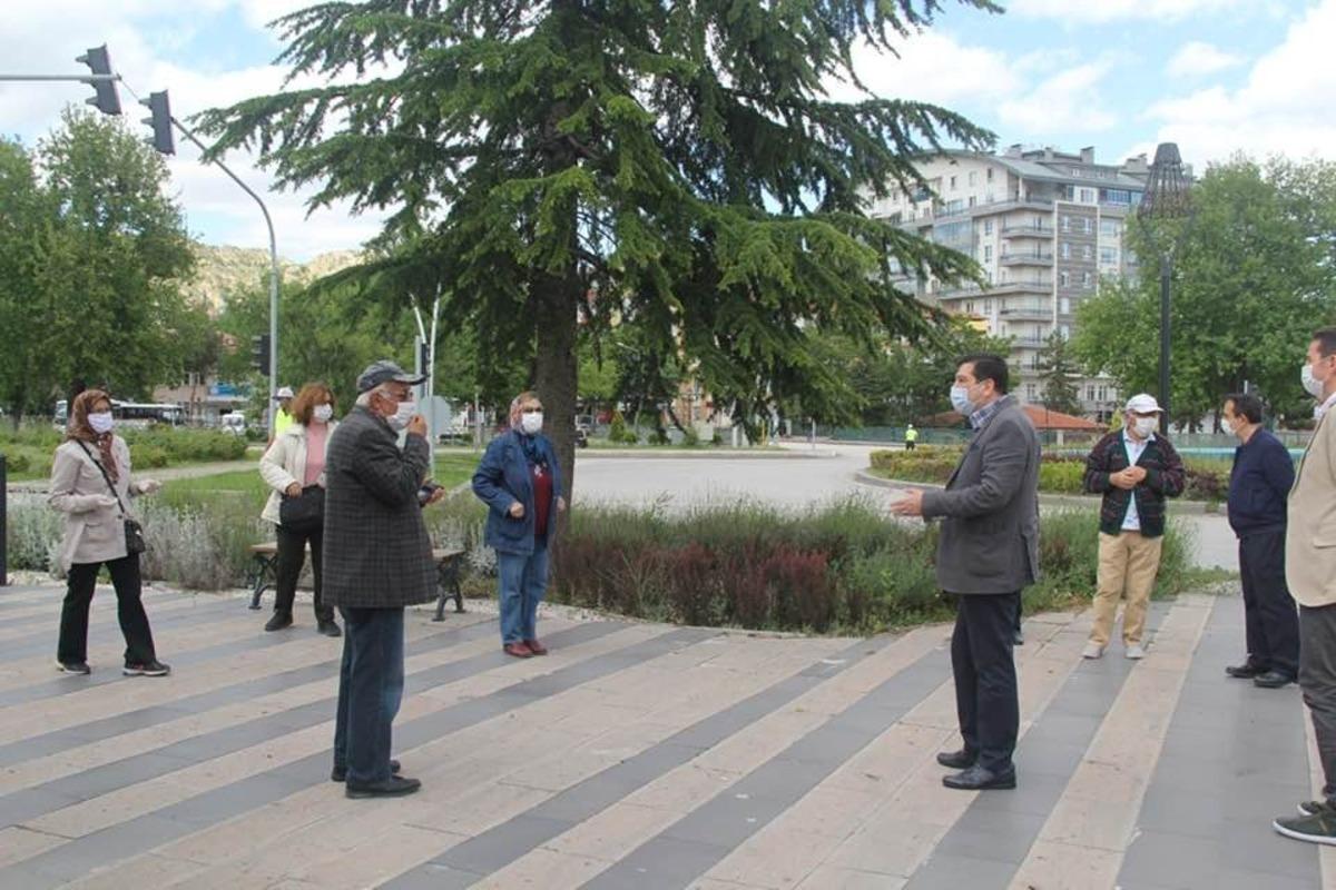 Emniyet M&uuml;d&uuml;r&uuml; Aksoy, 65 yaş ve &uuml;zerinin bayramını kutladı