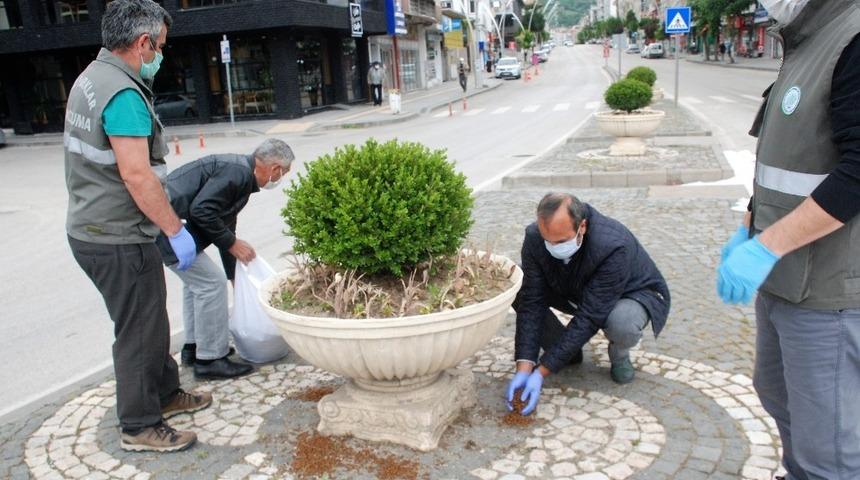 Bayramda onları unutmadılar