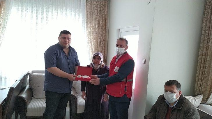 Bayram şekeri Kızılay’dan G4