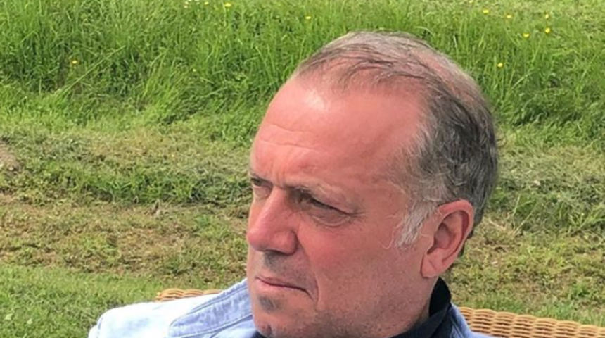 Cem Uzan 59 yaşında dede oldu: Bayram şekeri oğlum ve gelinimden